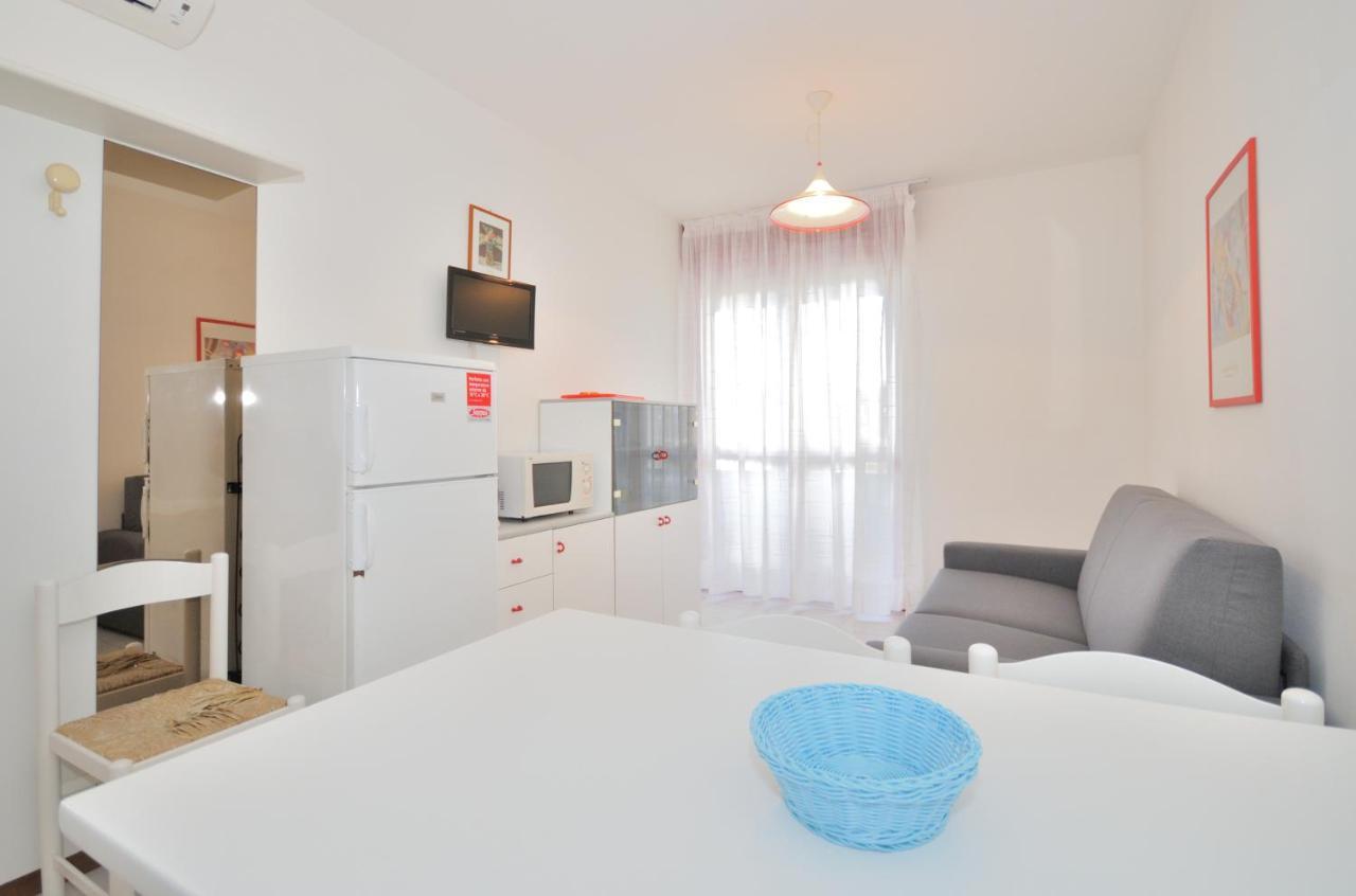 Condominio Nautilus Bibione Buitenkant foto