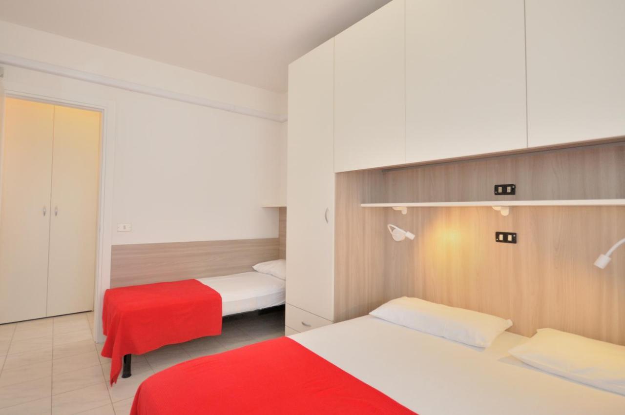Condominio Nautilus Bibione Buitenkant foto