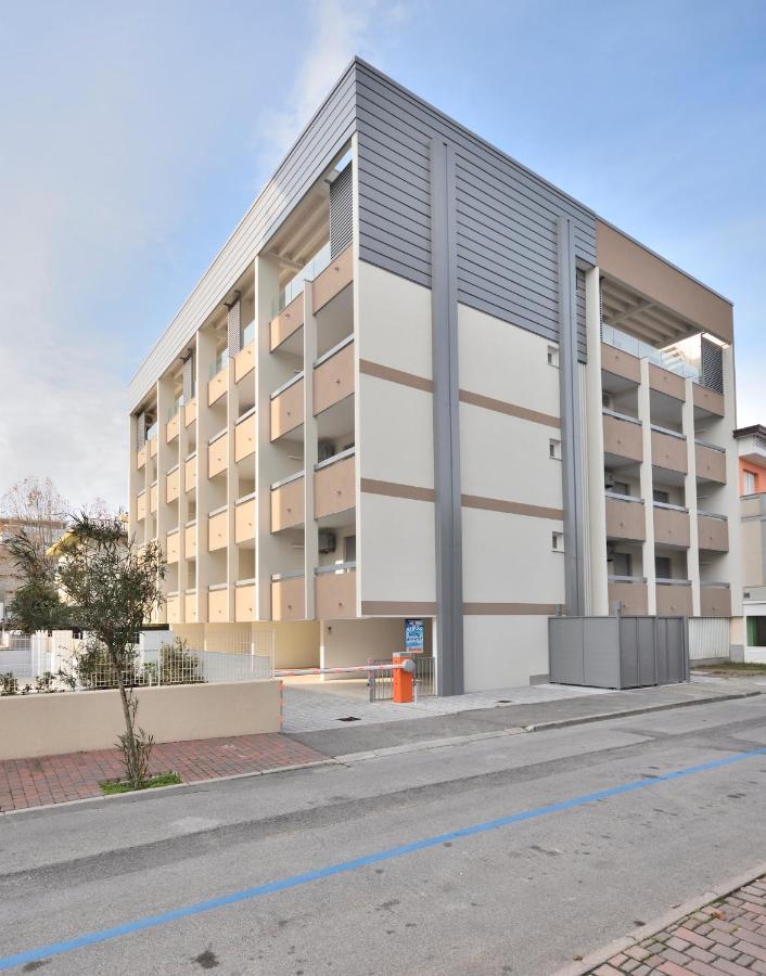 Condominio Nautilus Bibione Buitenkant foto