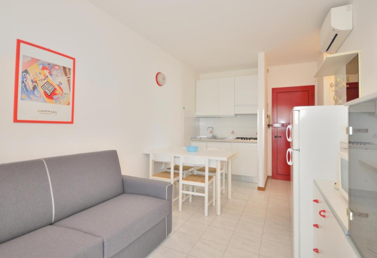 Condominio Nautilus Bibione Buitenkant foto